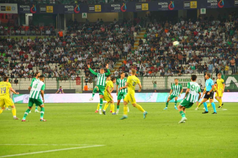 Uefa Konferans Ligi: Konyaspor: 0 - Bate Borisov: 0 (maç Devam Ediyor)