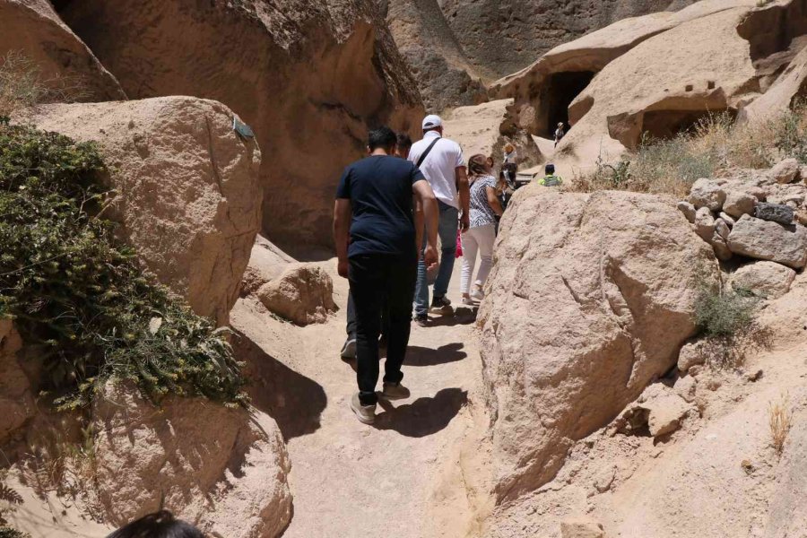 Kapadokya’nın Girş Kapısındaki Selime Katedrali’ne Ziyaretçi İlgisi Arttı