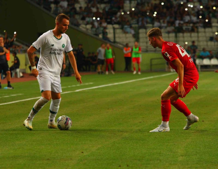 Uefa Konferans Ligi: Konyaspor: 1 - Vaduz: 2 (ilk Yarı)