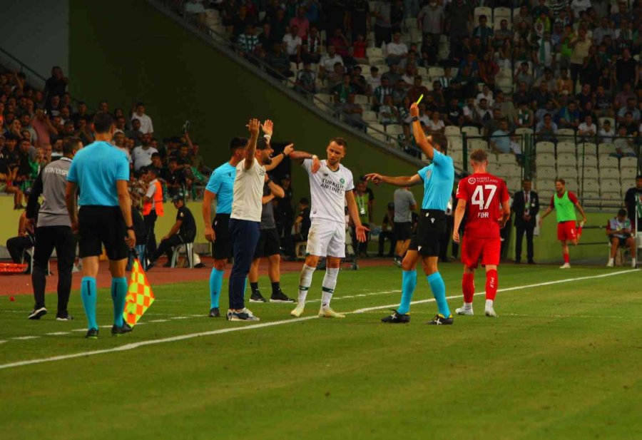 Uefa Konferans Ligi: Konyaspor: 1 - Vaduz: 2 (ilk Yarı)