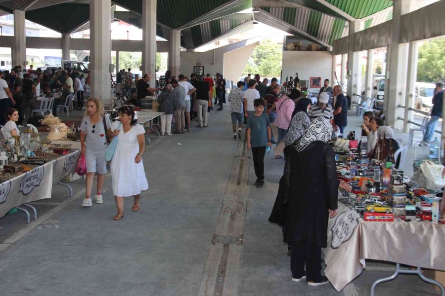 Konya Antika Pazarında Geçmişe Yolculuk