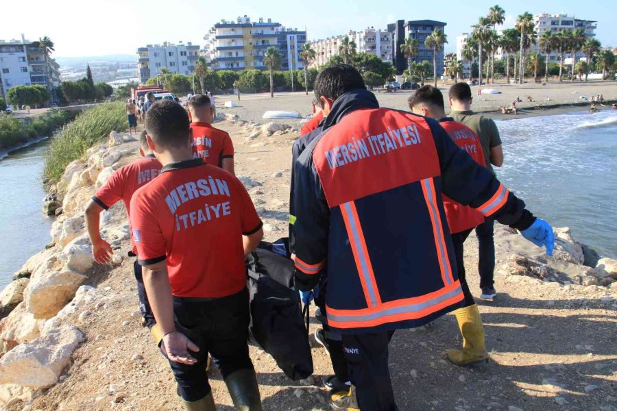 Mersin’de Arkadaşı Denizde Boğulan Şahıs Da Hastanede Hayatını Kaybetti