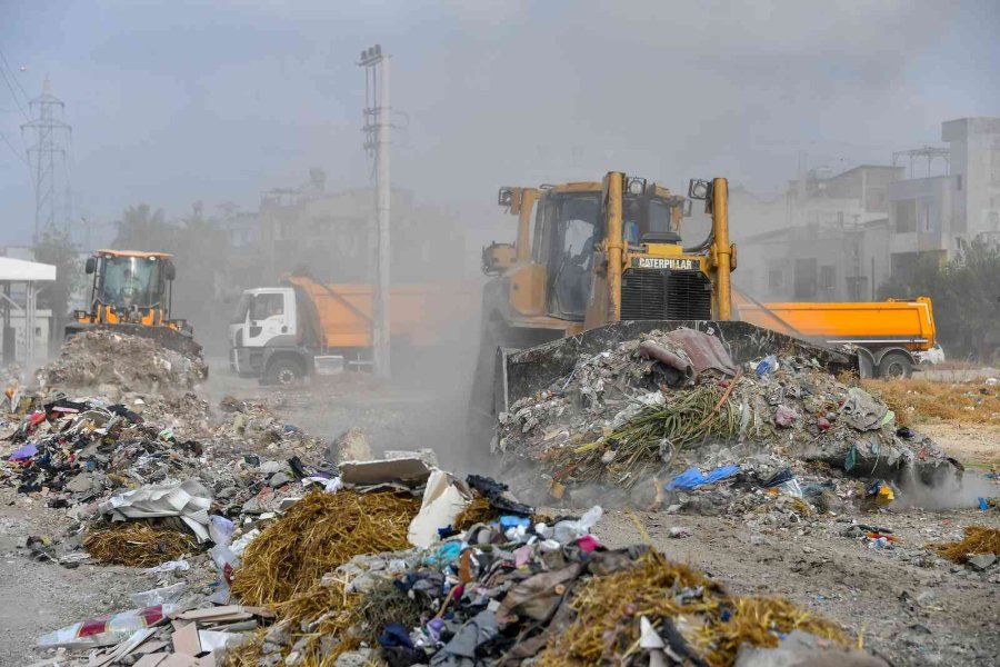 Mersin’de Kaçak Hafriyatlar Temizlendi