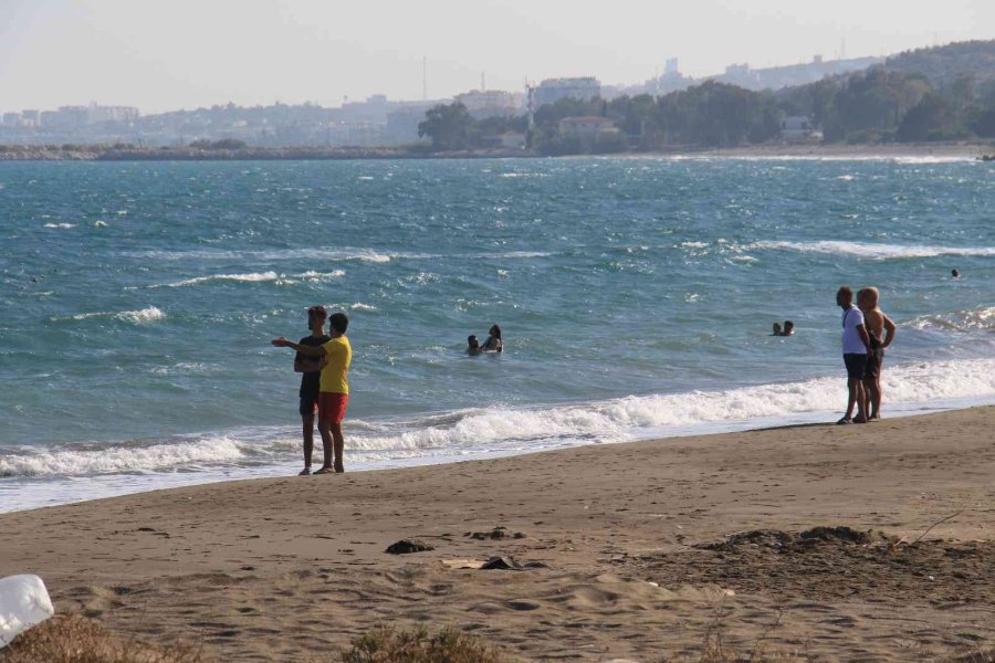 Mersin’de Arkadaşı Denizde Boğulan Şahıs Da Hastanede Hayatını Kaybetti