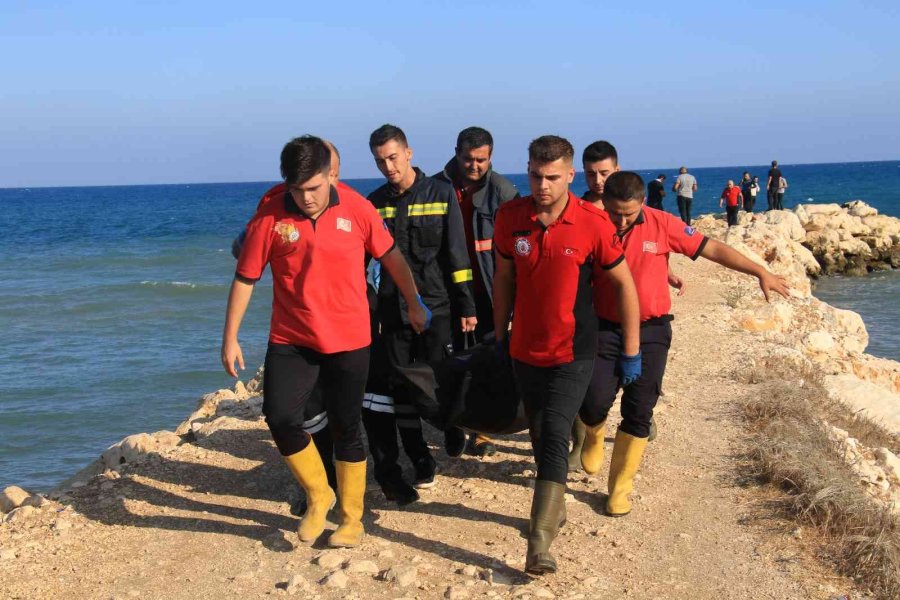 Mersin’de Arkadaşı Denizde Boğulan Şahıs Da Hastanede Hayatını Kaybetti