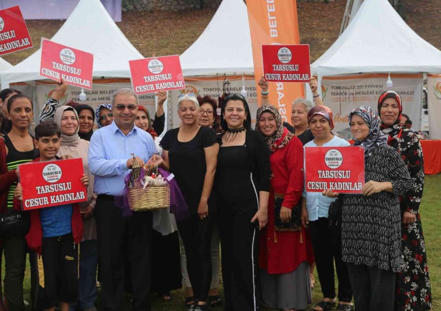 Toroslar’da İğne Oyaları Beğeni Topladı