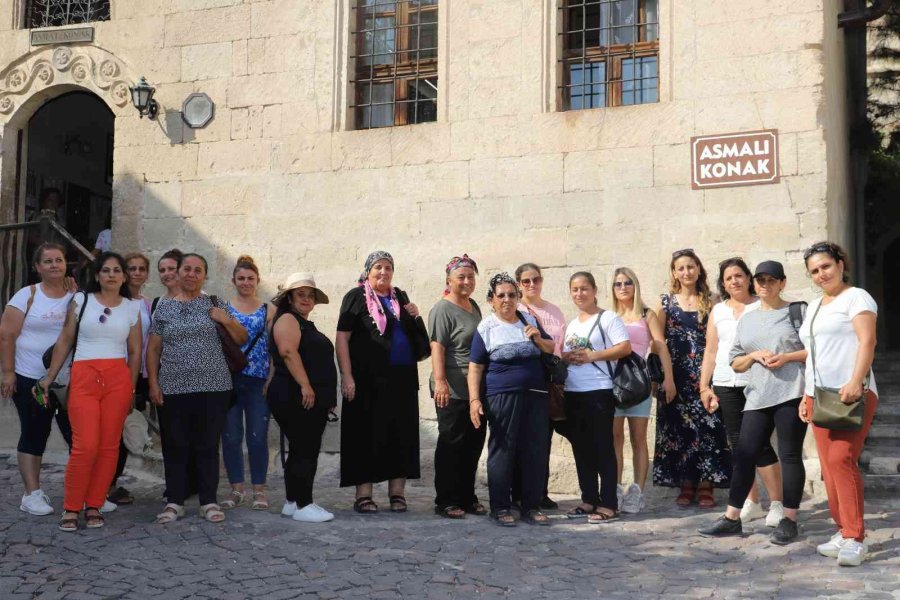 Akdenizli Kadınlar Kapadokya Turuna Çıktı