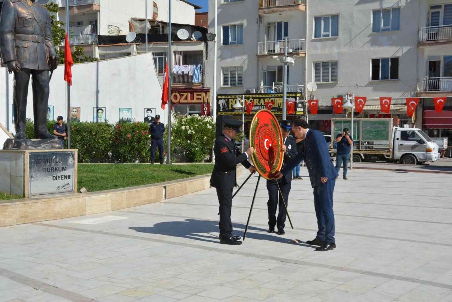 Korkuteli’nde 30 Ağustos Zafer Bayramı Törenle Kutlandı