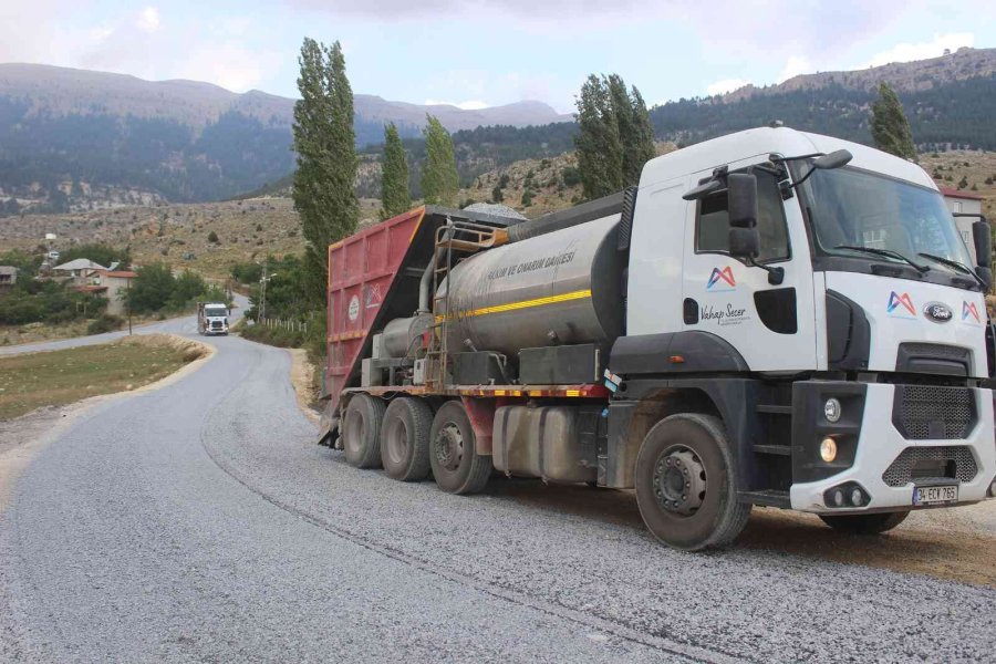 Mersin’de Yol Çalışması