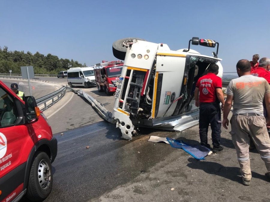 Mersin’de Devrilen Su Tankerinin Sürücüsü Hayatını Kaybetti