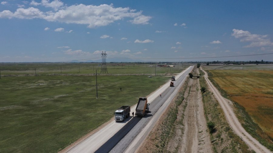 Karatay’da Yol Çalışmaları Devam Ediyor