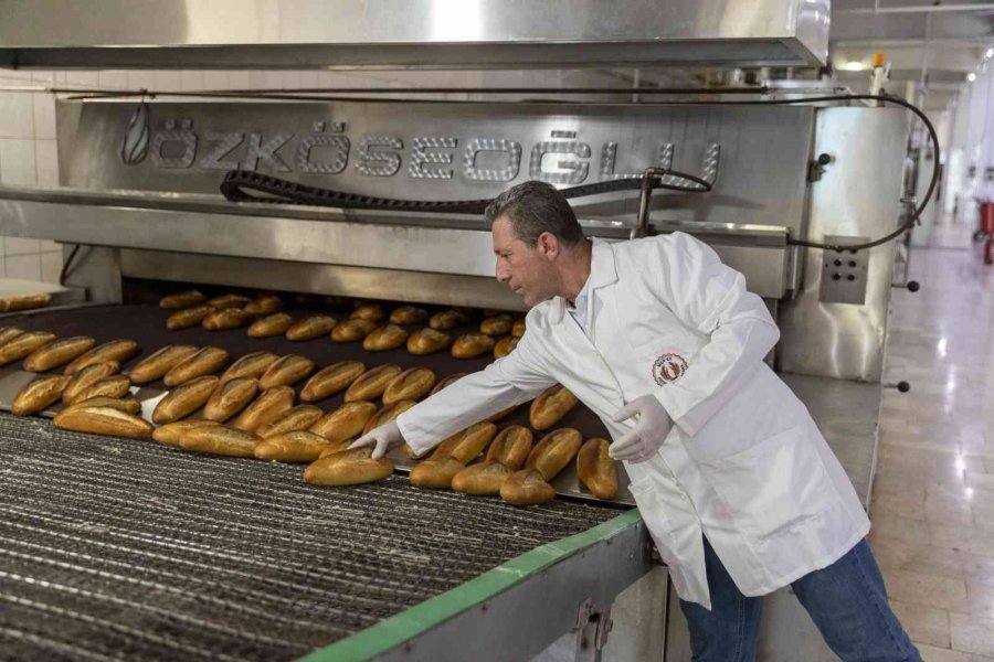 Mer-ek Halk Ekmek Fabrikası Yeniden Üretime Başladı