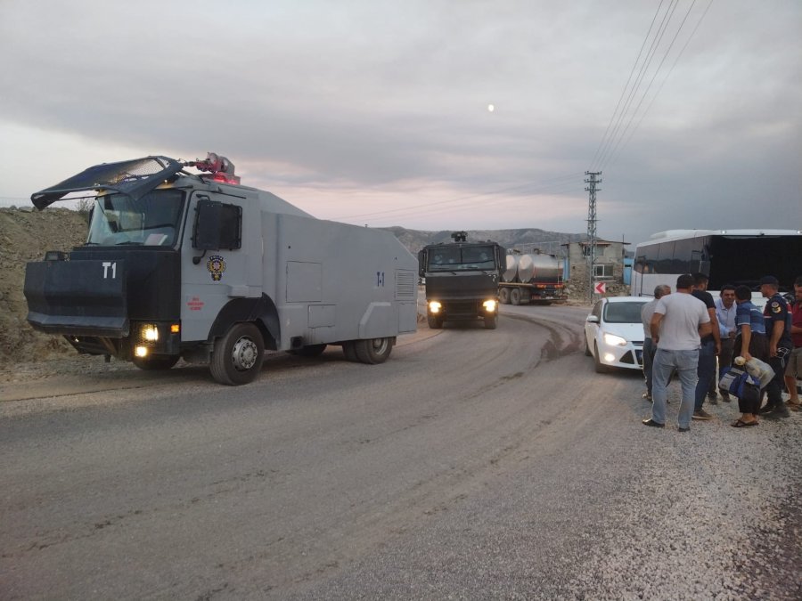 Gülnar’daki Orman Yangın Silifke’ye Sıçradı, Vatandaşları Tedbir Amaçlı Tahliye Edildi