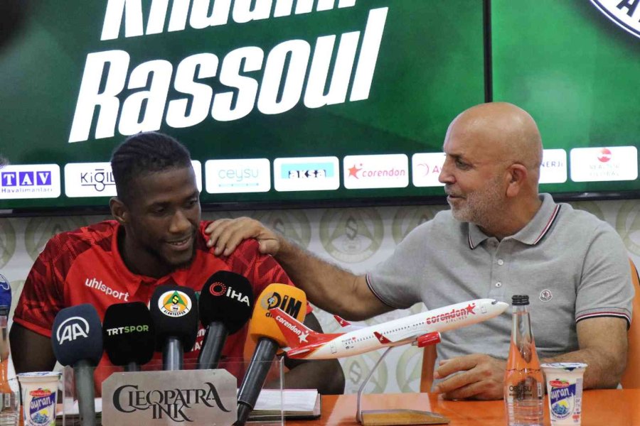 Corendon Alanyaspor, Khadim Rassoul’u Transfer Etti