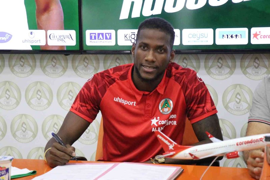 Corendon Alanyaspor, Khadim Rassoul’u Transfer Etti