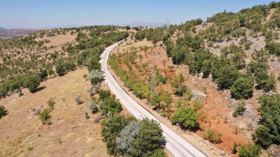 Konya Büyükşehir’den Bozkır’a Yüksek Standartlı Mahalle Yolları