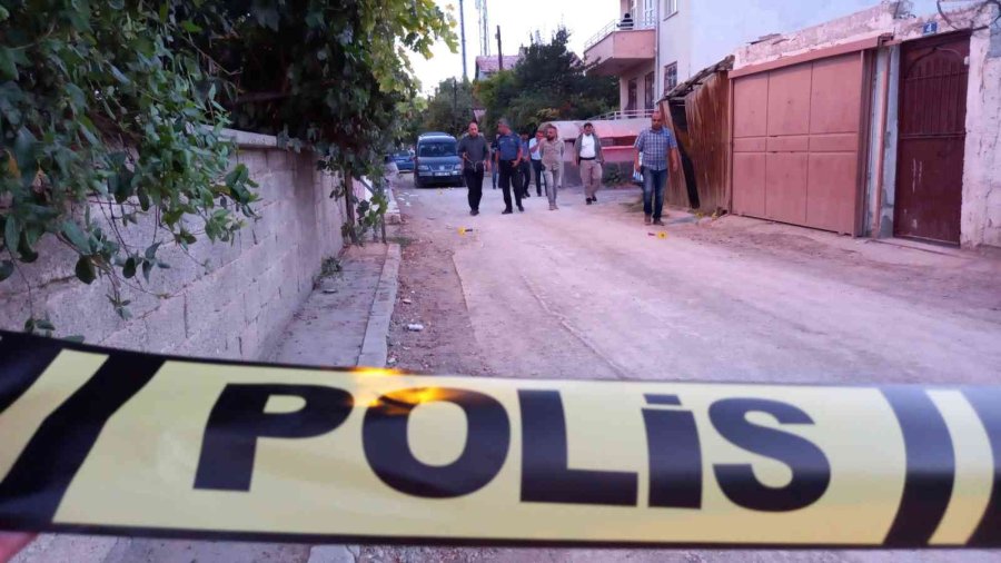 Konya’da Trafik Tartışmasında Vurulan Baba Ve Oğlu Toprağa Verildi