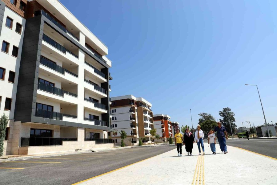 Akdeniz’in Kentsel Dönüşüm Konutları Aileleri Heyecanlandırdı