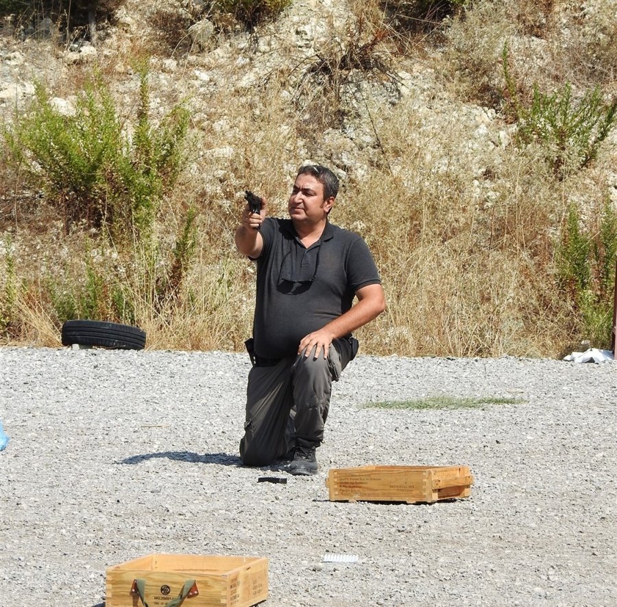 Mersin’de Orman Personeline Silah Eğitimi Verildi