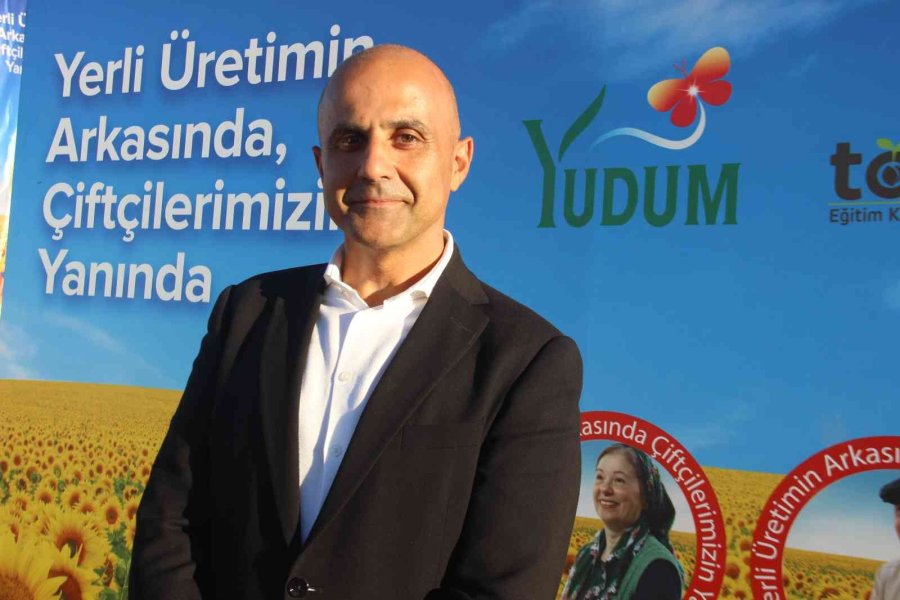 Yerli Ayçiçeği Tohumu Geliştirme Ve Çiftçi Destekleme Projesi Konya’da Devam Ediyor