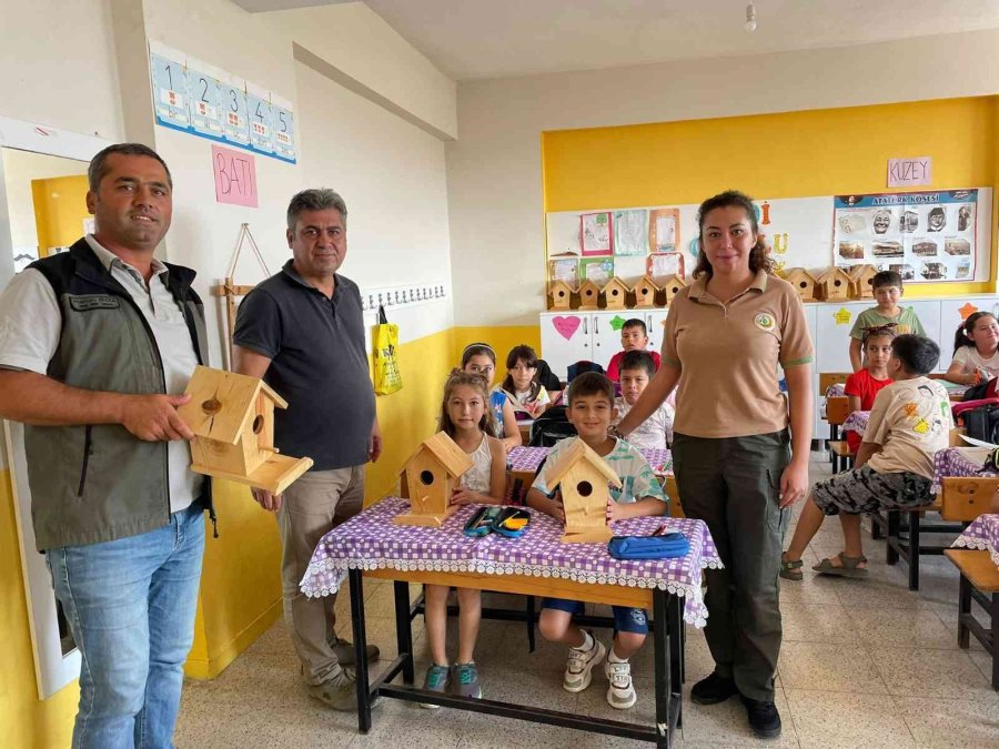 Orman Zarlılarıyla Mücadele İçin Öğrencilere Kuş Yuvası Dağıtıldı