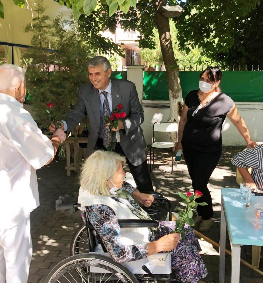 Tarsus Emniyetinden Huzurevi Sakinlerine Moral Ziyareti