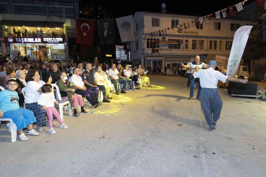 ’köy Bizim Şenlik Bizim’ Etkinliği Çocuklara Ve Ailelere Keyifli Bir Akşam Yaşattı