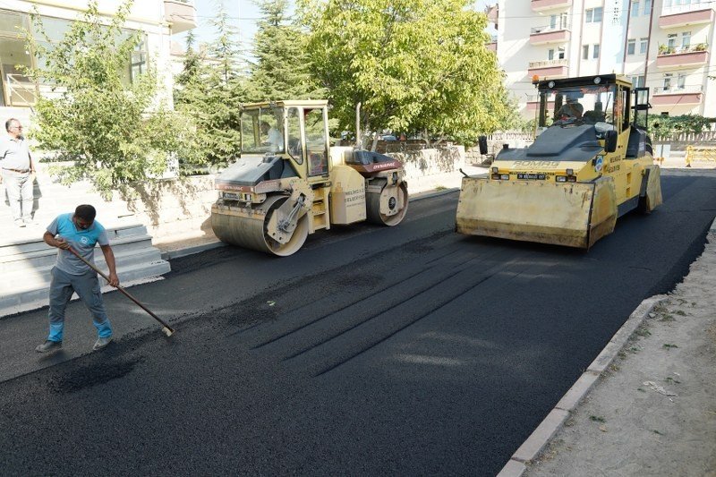 İldem Bölgesinde Asfalt Çalışmaları Devam Ediyor