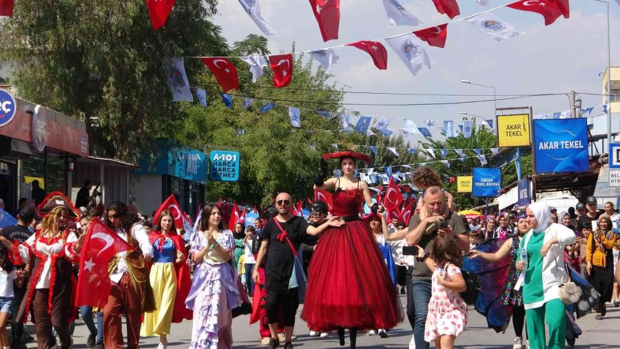 Mersin’de Karaduvar Balık Festivali Coşkusu