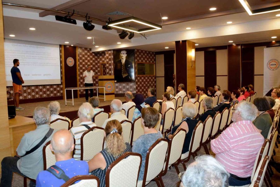 Emekliler Meclisi’nden ‘yaşlılıkta Nefes Teknikleri’ Semineri