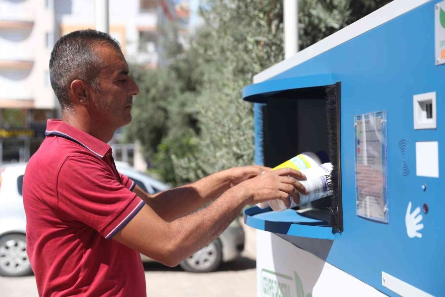 Antalya’da Zirai Ambalaj Atığı Sorunu Çözülüyor