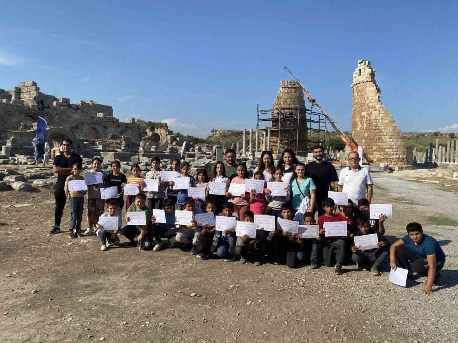 Perge Antik Kenti’nde Satranç Şenliği