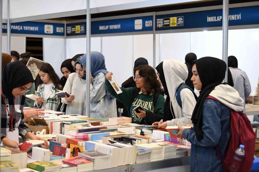 Anadolu’nun En Büyük Kitap Etkinliği “konya Kitap Günleri” Başladı