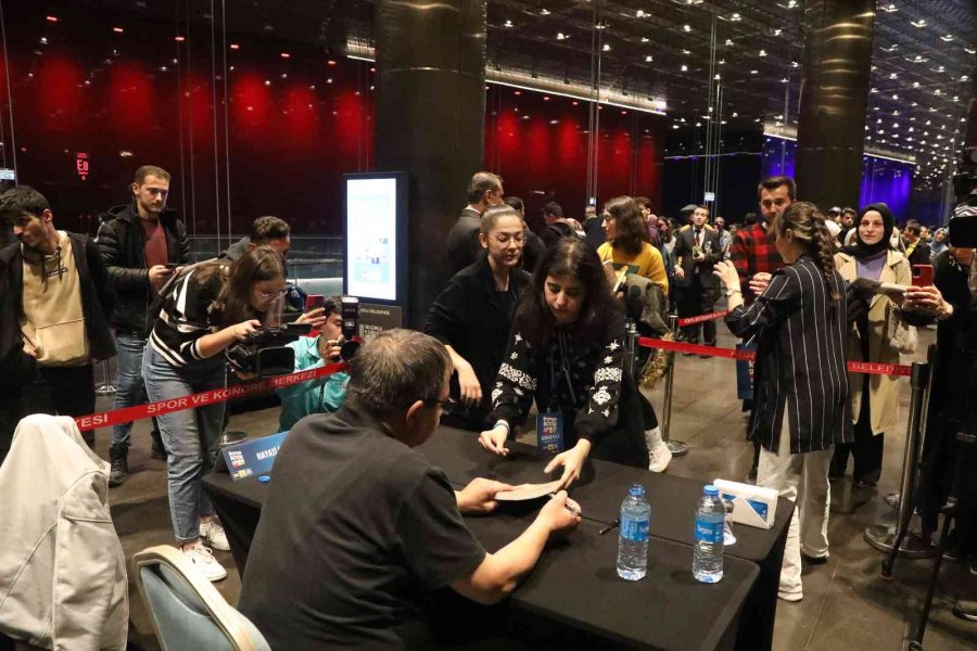 Anadolu’nun En Büyük Kitap Günleri Konya’da Açıldı