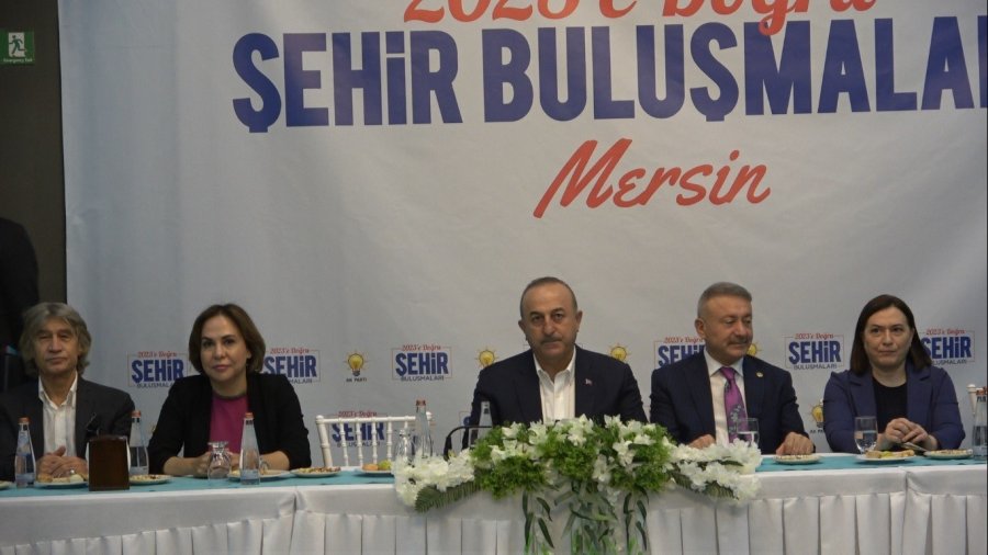 Çavuşoğlu: "biz Güçlünün Değil Haklının Yanındayız"