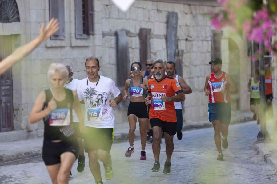 Tarsus Maratonu’nda 11 Bin 624 Kişi Koştu