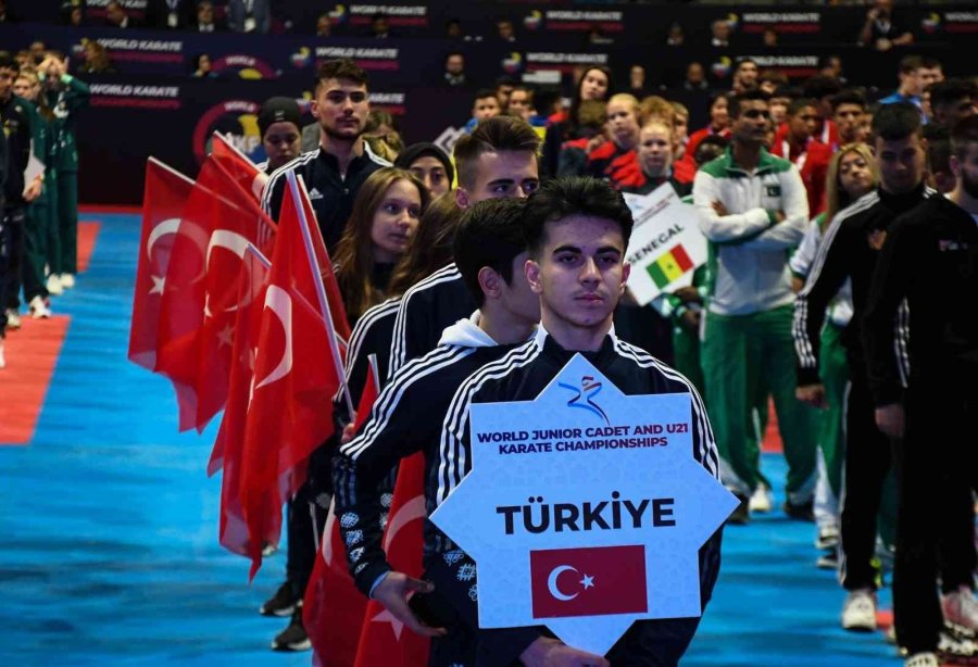 Dünya Ümit Genç U21 Karate Şampiyonası’nın Açılış Seremonisi Yapıldı