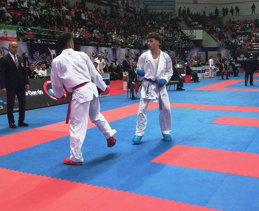 Dünya Ümit Genç U21 Karate Şampiyonası Devam Ediyor