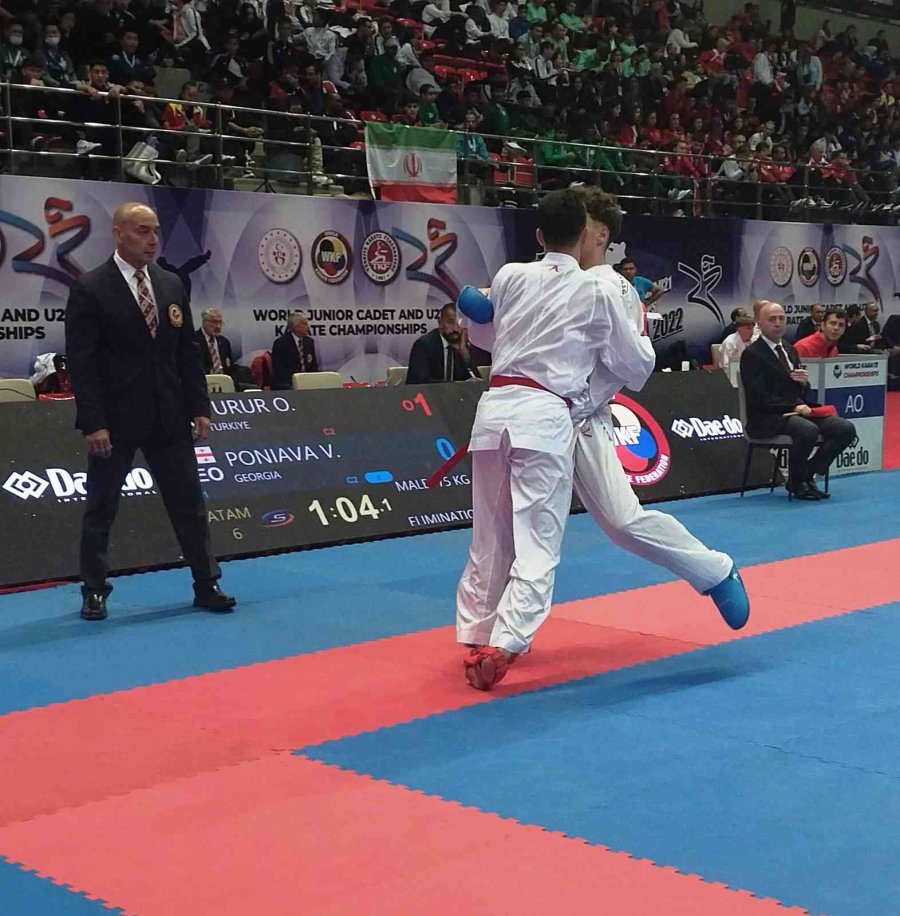 Dünya Ümit Genç U21 Karate Şampiyonası Devam Ediyor