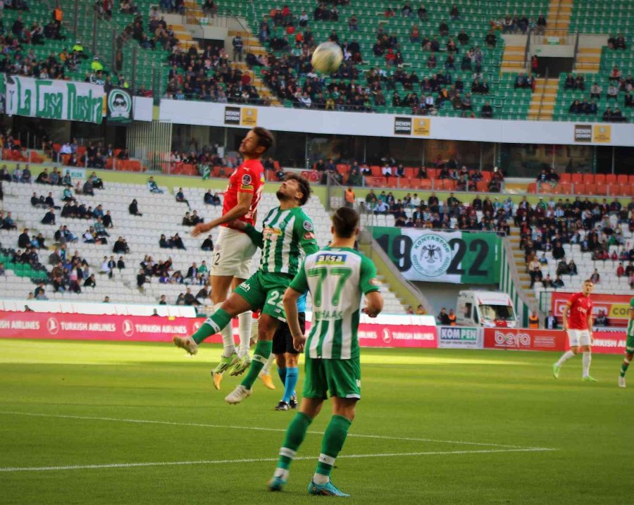 Spor Toto Süper Lig: Konyaspor: 0 - Kasımpaşa: 0 (ilk Yarı)