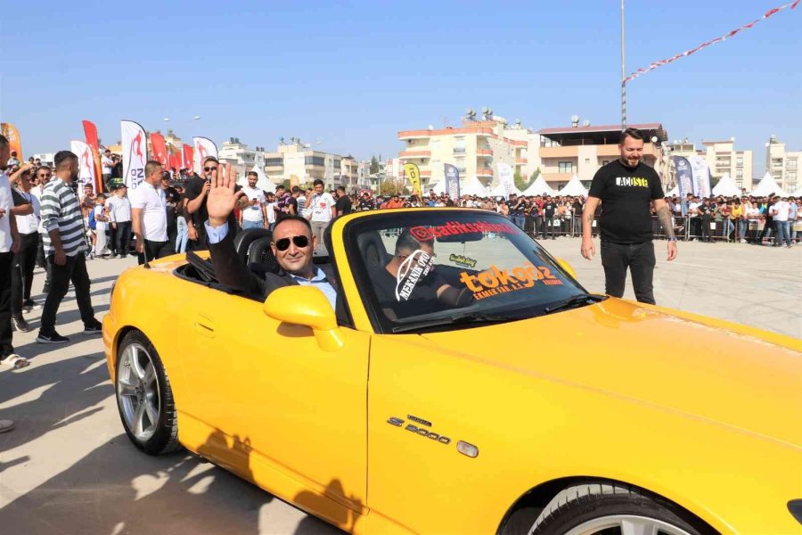 Mersin’de ’toroslar Otofest’ Renkli Görüntülere Sahne Oldu