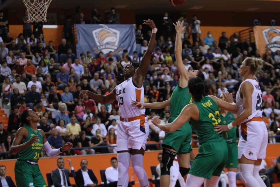 Çukurova Basketbol, Evinde Mağlup Oldu