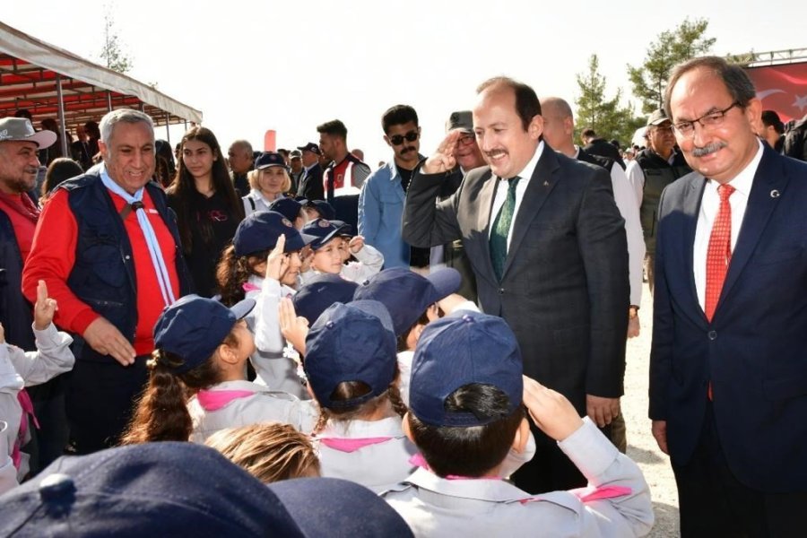 Vali Pehlivan ’fidan Dikim Etkinliği’ne Katıldı