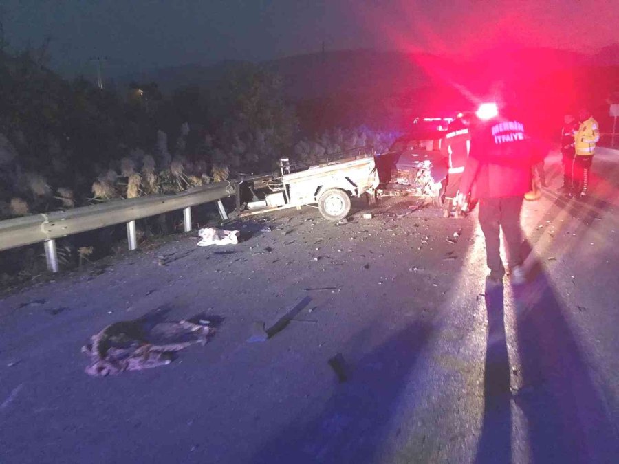 Mersin’de Trafik Kazası: 2 Yaralı