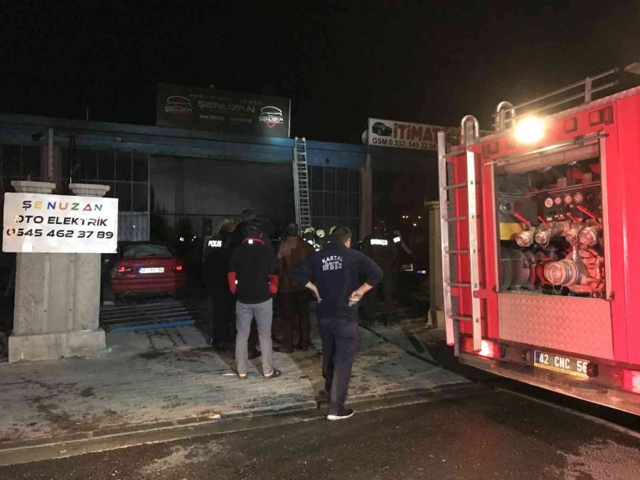 Konya’da Lpg Tankının Patlayarak İş Yeri Kapısının Yerinden Söküldüğü Anlar Kameraya Yansıdı