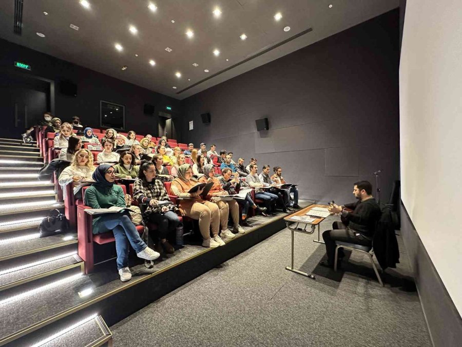 Selçuklu Belediyesi Sanat Akademisi’nde 4. Dönem Kursları Başladı