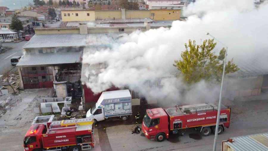 Konya’da Sanayi Sitesinde Korkutan Yangın