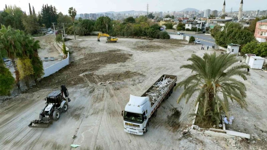 Tarsus’ta Şelale Otelin Yerine Halka Açık Tesis Yapılacak