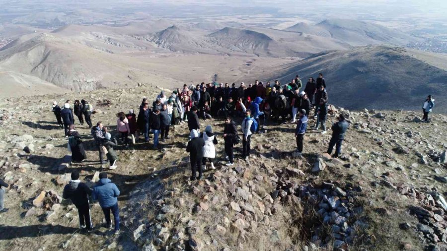 Kulu’da Doğa Yürüyüşü Düzenlendi