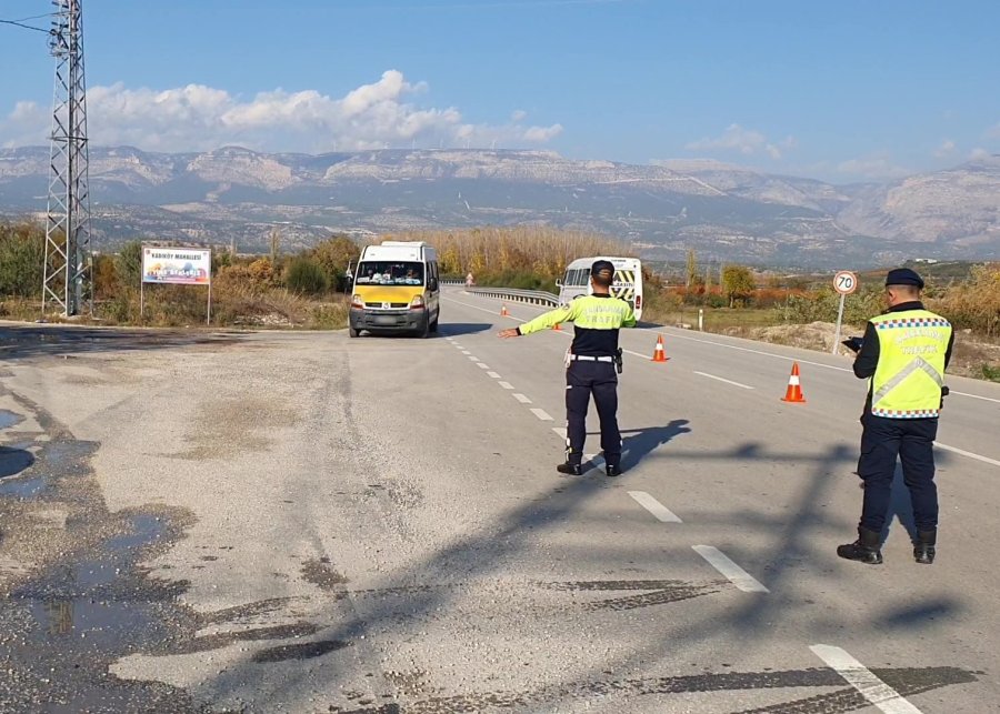 Toplu Taşıma Araçlarında Jandarmadan Sivil Kıyafetli Denetim